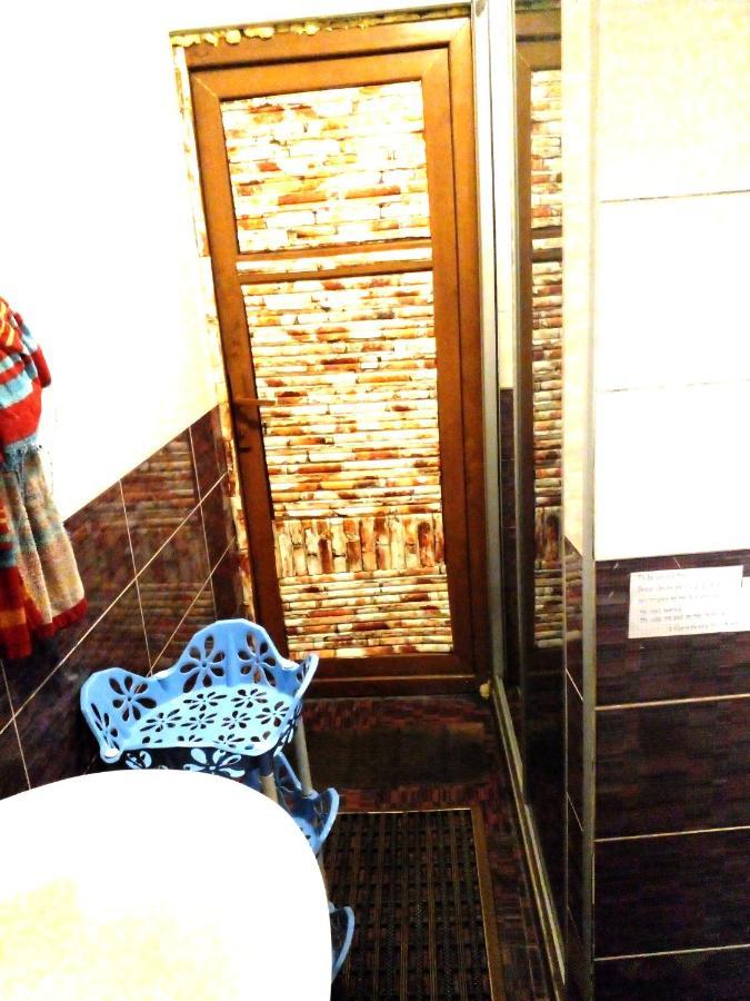 Blue Hostel - Check Message After Booking Tbilisi Bagian luar foto